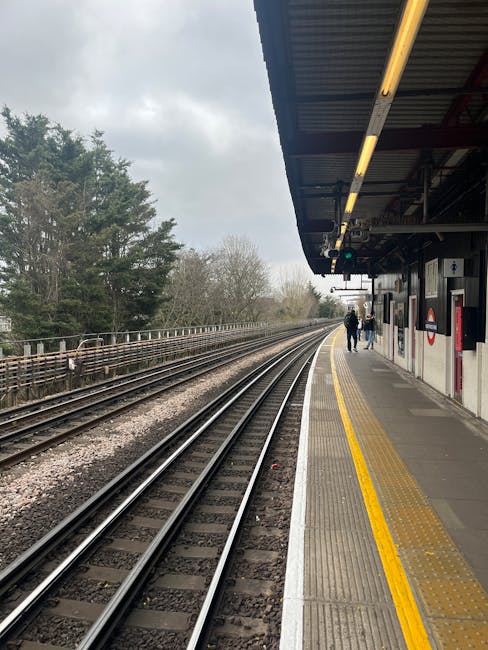 https://manwithvanhatchend.co.uk/blog/smallflat-moves-near-hatch-end-station-spacesaving-tips/